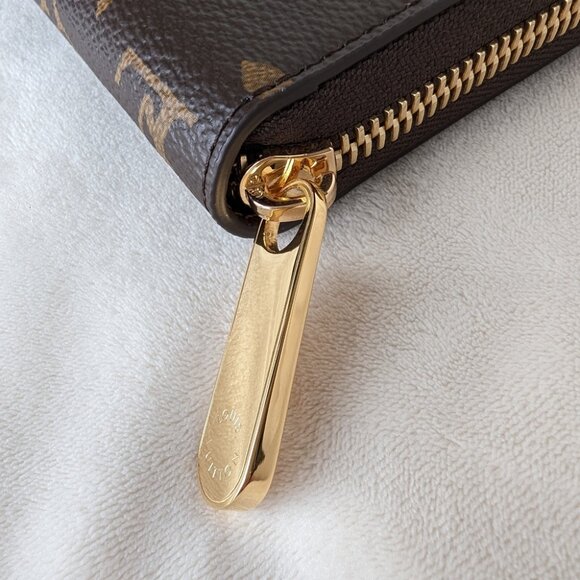 Louis Vuitton Bags Louis Vuitton Zip Around Brown Leather Monogram